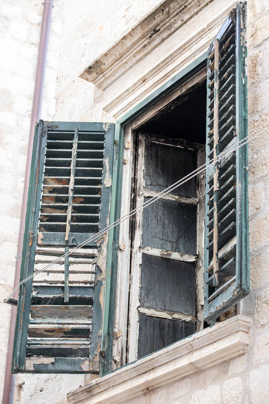 Dubrovnik: U staroj gradskoj jezgri došlo je do požara