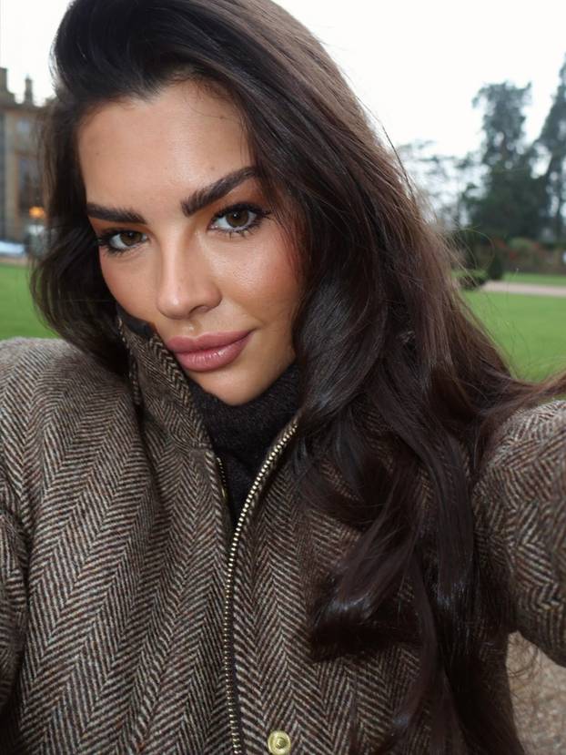 FOTO Kći slavnog nogometaša obožava konje i jahanje. Proslavila se na 'Otoku ljubavi'