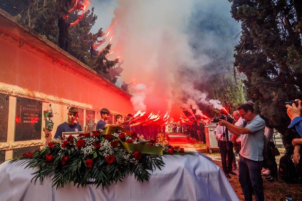Split: Posljednji ispraćaj Ive Bege Hajdukovog igrača na Lovrincu