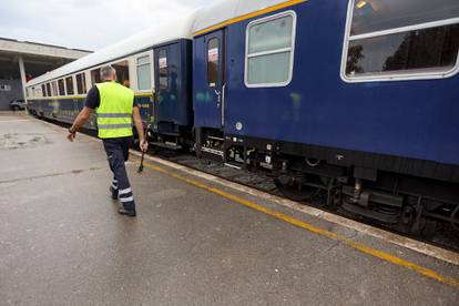 FOTO Tako je putovala i Agatha Christie: Continental Express krenuo je iz Zadra prema Splitu