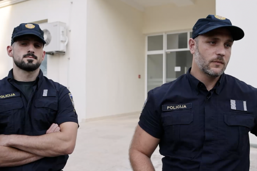 Zadar: Policajci koji su spasili obitelj iz po&zcaron;ara