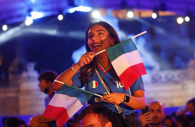 Soccer - Euro 2020 - Fans gather for Italy v Spain