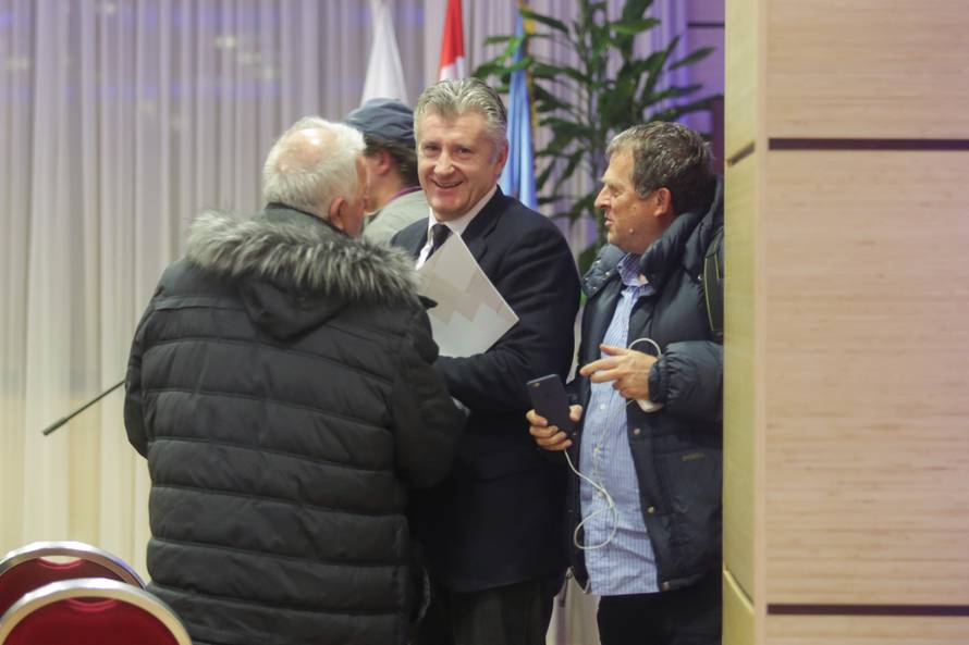 Šuker u ofenzivi: Manipulirate, satrali ste sve moje pokušaje!