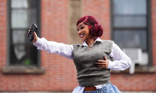 Cardi B objavila kako čeka 4. dijete. Novi partner vratio joj vjeru u ljubav: 'Sretna sam...'