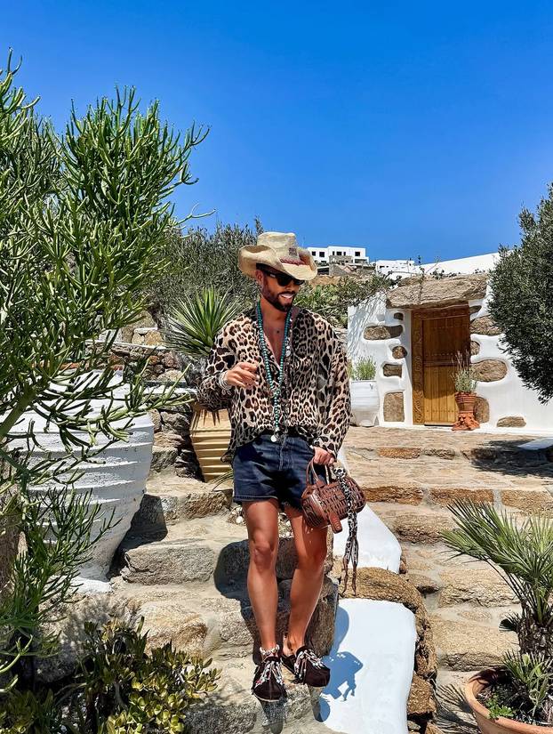 Odmor u stilu Marka Grubnića: Skupe torbice, leopard uzorci i vrela zabava na Mikonosu...