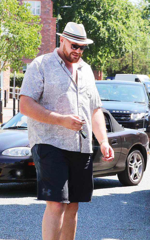 UK: Boksa? Tyson vi?en u okrugu Hale Village u Cheshireu 