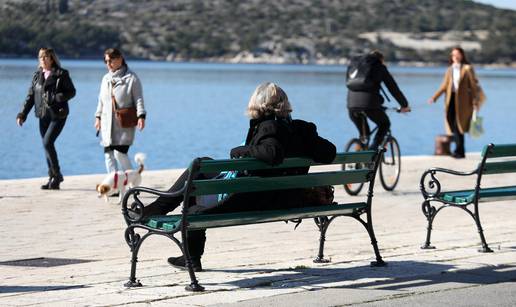 U Hrvatskoj će biti sunčano, na jugu može pasti i malo kiše