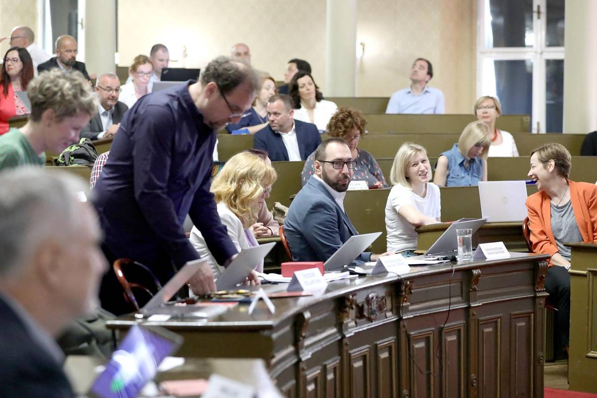 Gradska skupština kritizira probleme s otpadom u Zagrebu