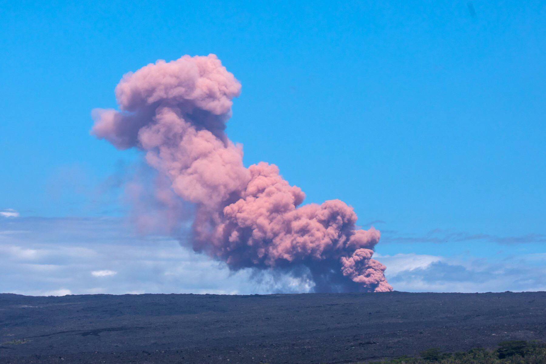 An ash cloud rises above Kilauea Volcano after it erupted, on Hawaii's Big Island