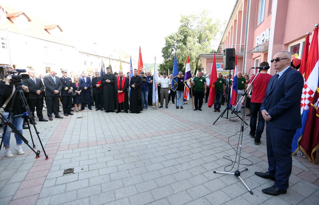 Središnji trg u Ogulinu od danas je Trg Petra Stipetića