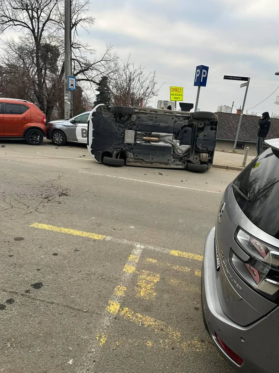 VIDEO Sudar dva auta kod Rebra, nastala velika gužva