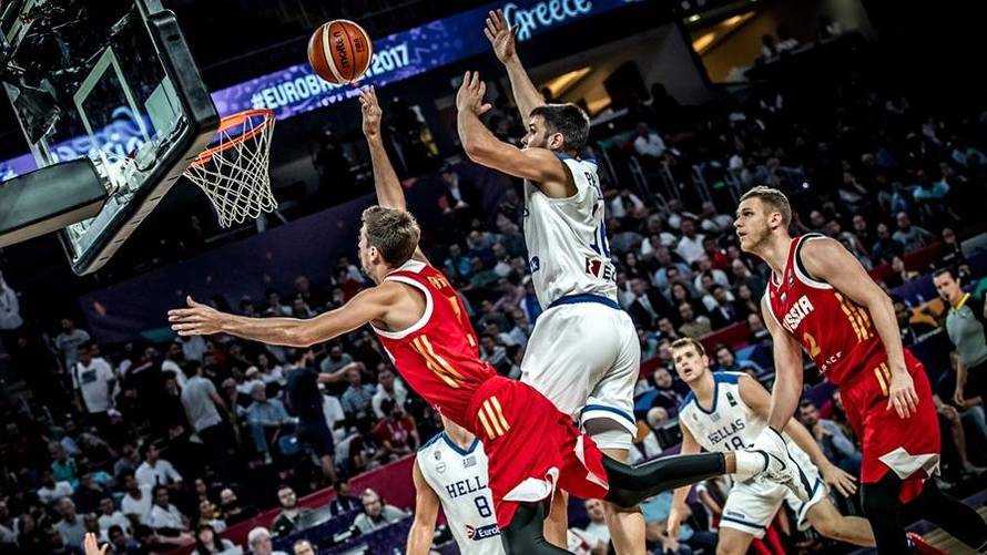 Zaustavili Šveda pa zaboravili - pobijediti! Rusi u polufinalu!