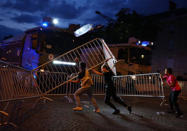 Champions League - Final - Paris St Germain fans gather in Paris
