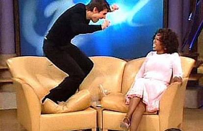 Tom Cruise požalio jer je kod Oprah luđački skakao