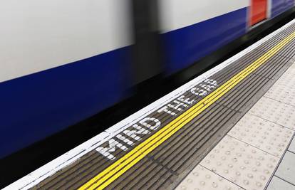 Dirljiva priča iza glasa 'Mind the gap' na stanici u Londonu