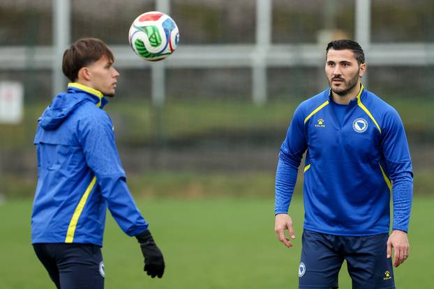 Sarajevo: Trening nogometne reprezentacija BiH uoči finalne utakmice doigravanja za Svjetsko prvenstvo