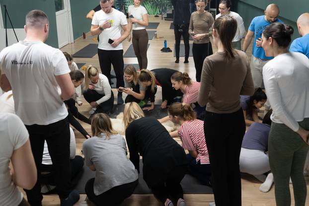 24SATA Paw Yoga, inovativni koncept joge koji je stigao u Hrvatsku