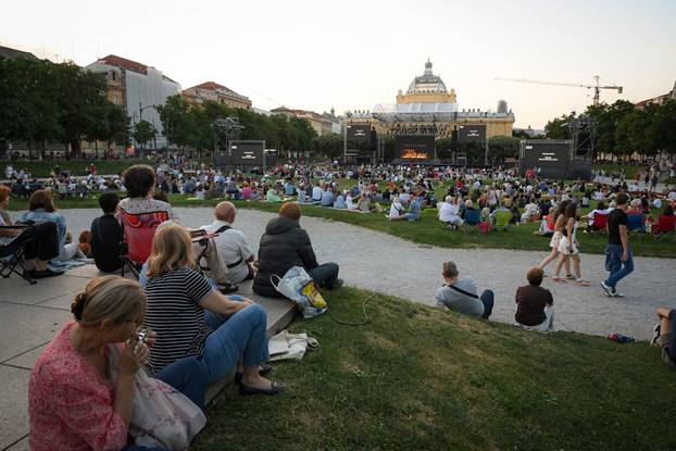 Zagreb: U sklopu Zagreb Classica na Tomislavcu prikazana je opera "Carmen"
