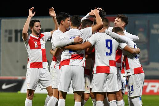 Hrvatska - Andora 2-0: Bitna pobjeda 'mini vatrenih', protiv Grka za drugo mjesto u skupini