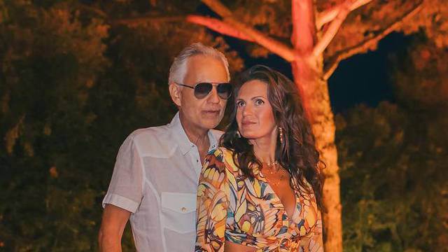 Bocelli (65) i Veronica (39) vole se već 21 godinu: Upoznali se na zabavi, istu večer uselili skupa