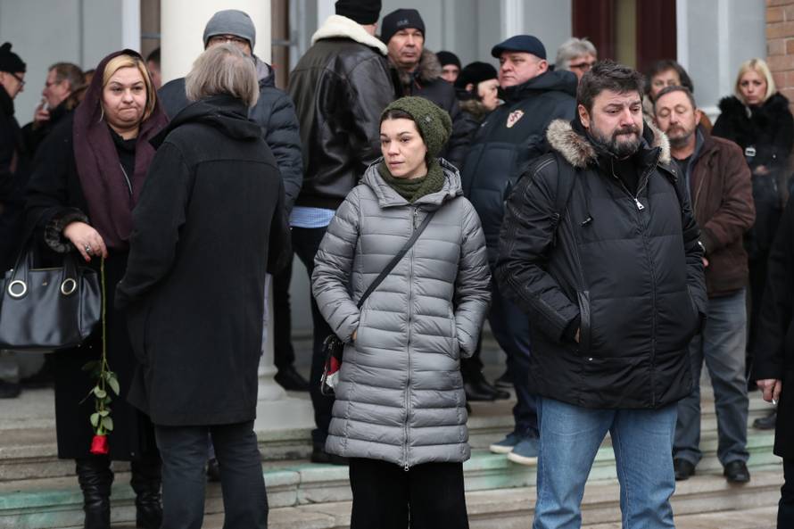 Oproštaj od oca uz tamburaše: Marko je jedva susprezao suze