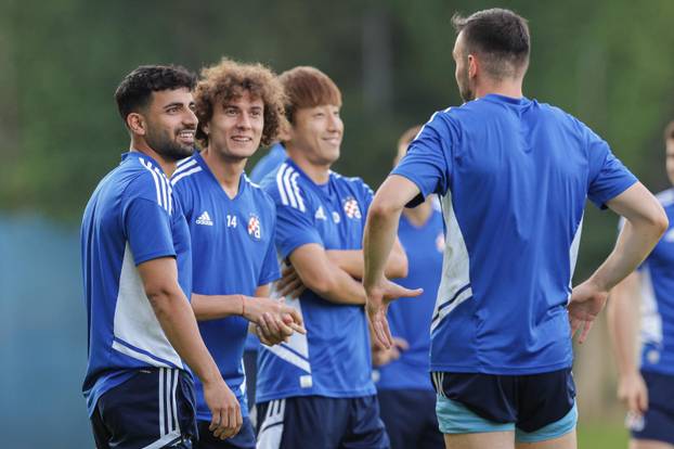 Zagreb: Nogometaši Dinama odradili su trening na maksimirskom stadionu