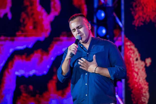 Split: Finalna večer Splitskog Festivala na Prokurativama