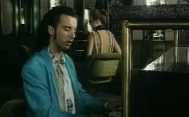 FOTO Vraća mu se duga kosa: Sjećate li se kako je Cetinski izgledao na početku karijere?