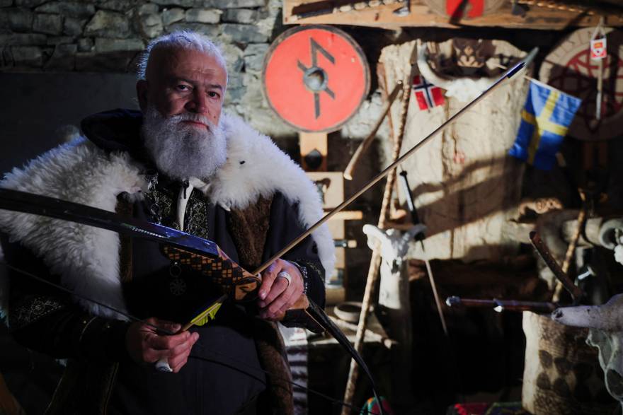 Stipe je napustio Njema&ccaron;ku pa postao viking u BiH: 'Vikin&scaron;ki &zcaron;ivot po&ccaron;eo sam u rodnom selu'