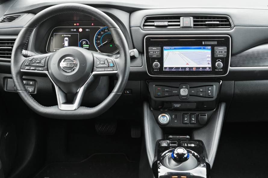 Nissan Leaf na testu: Bio bi savršen da nema tri 'problema'