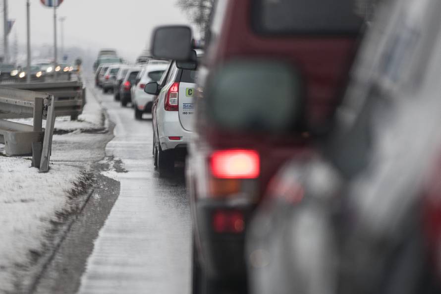 'Velika Srbija se ne spominje u govoru u Glini. Izmislili ste to'