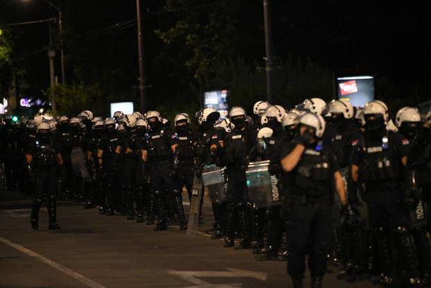 Policijske snage na velikom studenstskom prosvjedu u Beogradu
