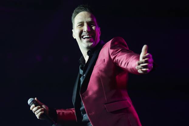 Zagreb: Peđa Jovanović održao koncert u Areni