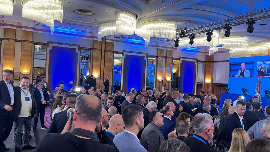 Slavlje u HDZ-u! Plenki stigao