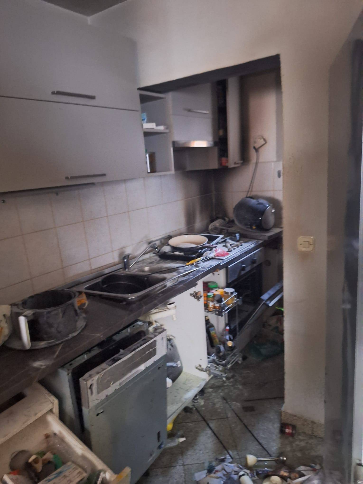 FOTO Eksplodirala plinska boca u Metkoviću, žena je u bolnici