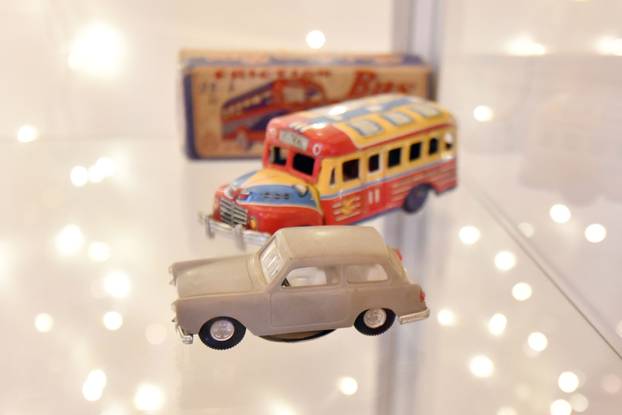 Varaždin: Izložba starih igračaka