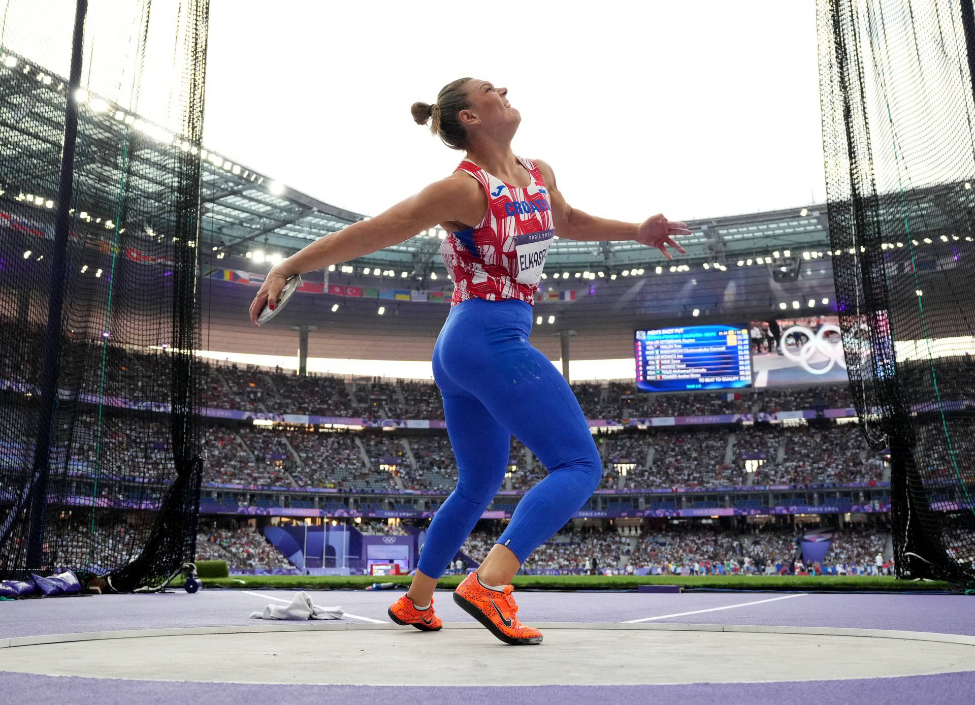 Athletics - Women's Discus Throw Qualification-Gp B