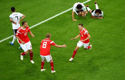 Rusi sredili Egipat i stigli blizu prolaska u osminu finala SP-a