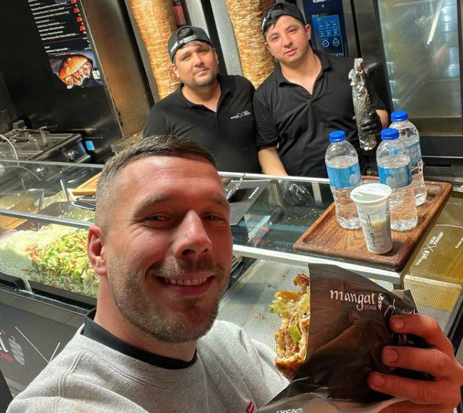 Legendarni Nijemac izgradio je kebab carstvo, ali neće spustiti cijene: 'Po meni su i premale!'