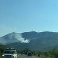 Planulo je brdo kraj Gra&ccaron;aca: 'Vatrogasci se probijaju, &zcaron;elimo ga ugasiti &ccaron;im prije...'