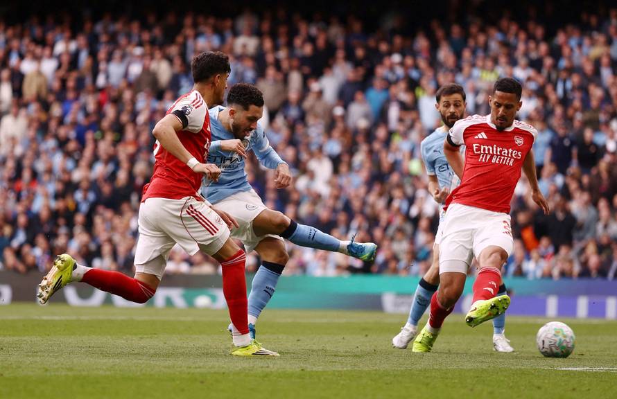 Premier League - Manchester City v Arsenal