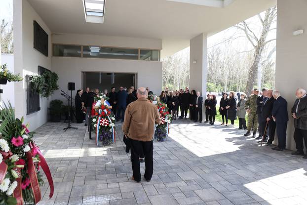 Vukovar: Sahrane nedavno identificiranih branitelja pronađenih na Petrovačkoj doli kod Vukovara