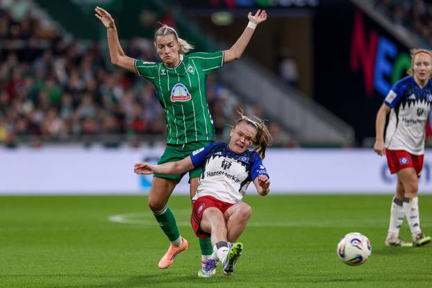 Fussball, Google Pixel Frauen-Bundesliga, SV Werder Bremen - Hamburger SV