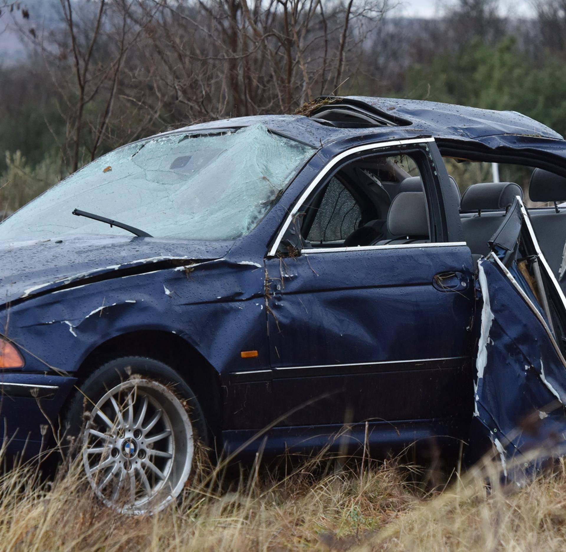 Odvezao ga u smrt: BMW-om izletio s ceste, mladić poginuo