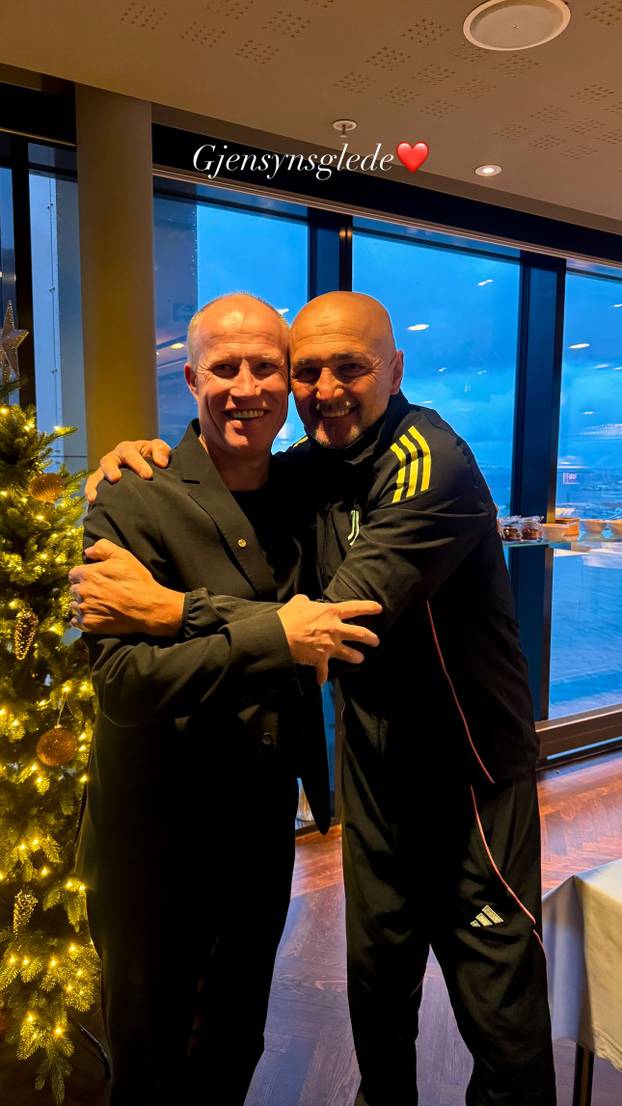 Ona je najveća navijačica Bodo Glimta. I sjajno igra nogomet