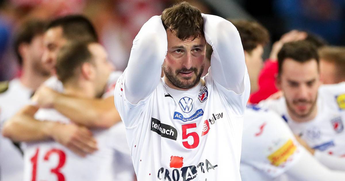 IHF again condescend to France: Here’s why they changed the term semifinal matches in the arena