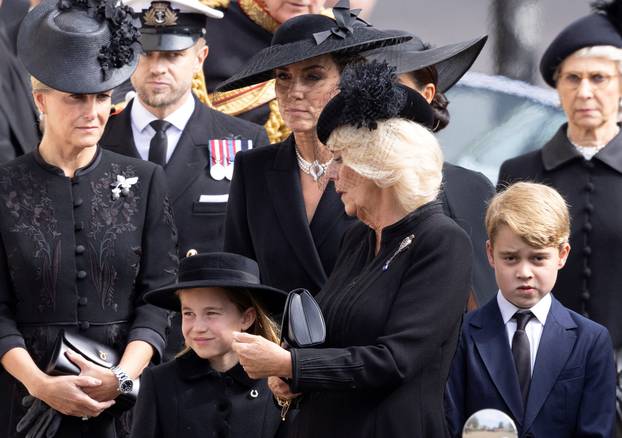 State funeral and burial of Queen Elizabeth