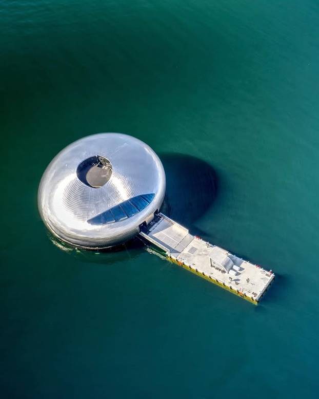 FOTO Spektakl na vodi: Biste li jeli u ovom futurističkom restoranu u norveškom fjordu?