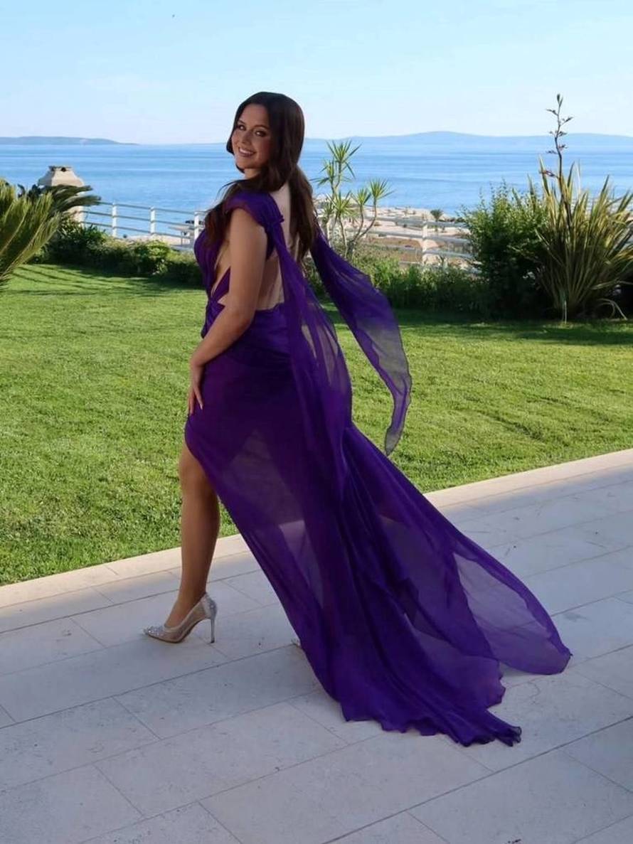 Thompsonova kći Diva u Torontu imala premijeru filma Diva. Oglasila se njena majka Sandra