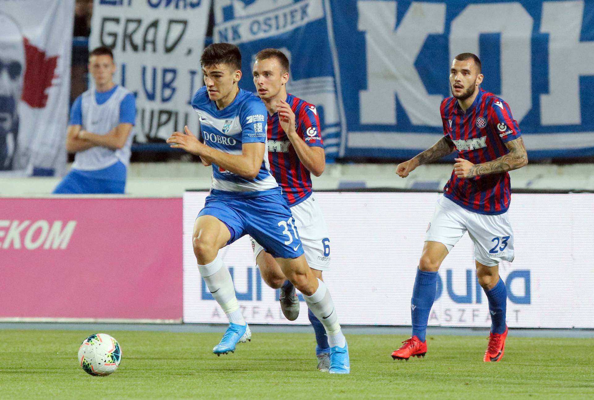 Osijek: Osječani u Gradskom vrtu slavili protiv Hajduka s 1:0 